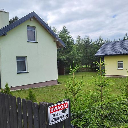 Domki Nad Jeziorem Dąbrówno Esterno foto