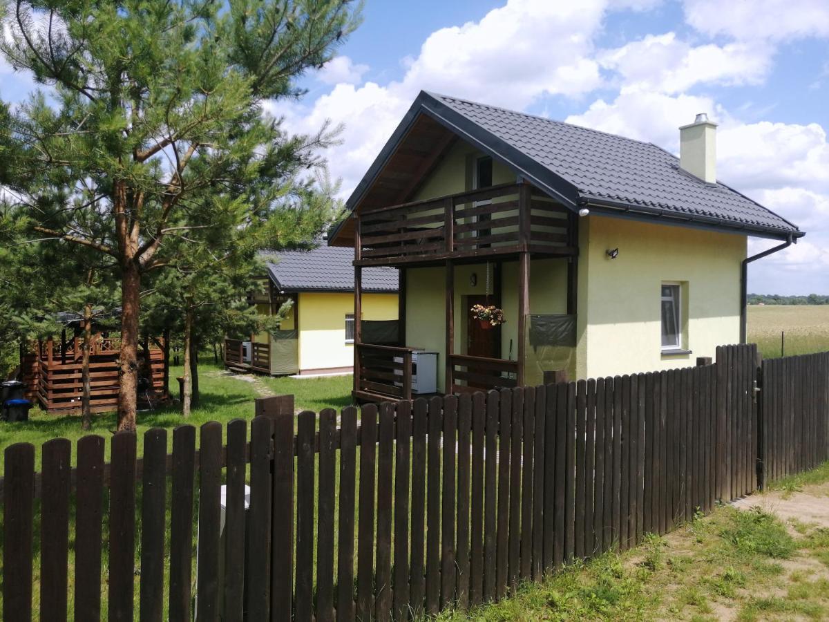 Domki Nad Jeziorem Dąbrówno Esterno foto