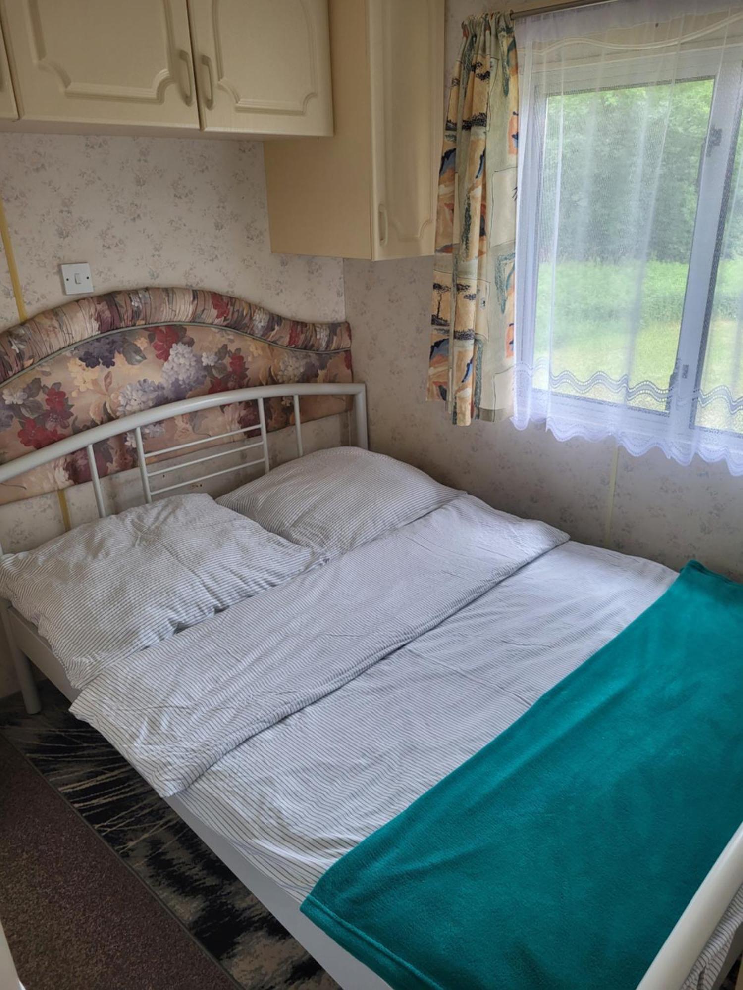 Domki Nad Jeziorem Dąbrówno Esterno foto